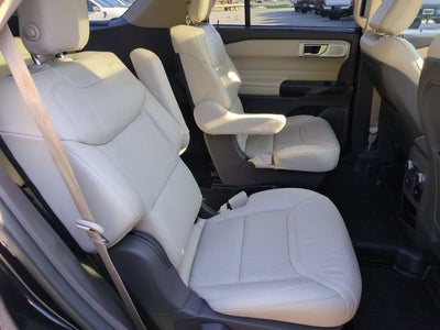 2020 Ford Explorer Platinum