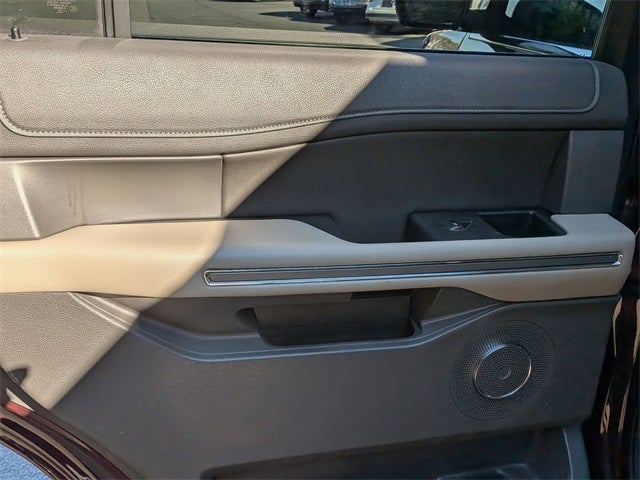 2021 Ford Expedition XLT 202A