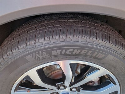 2025 Ford Explorer ST-Line 300A