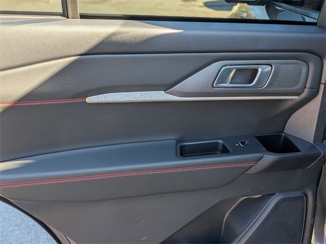 2025 Ford Explorer ST-Line 300A