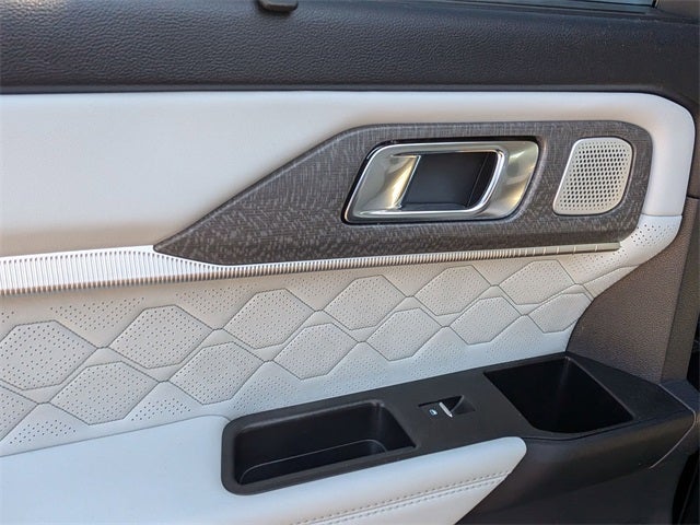 2025 Ford Explorer Platinum ULTIMATE PACKAGE