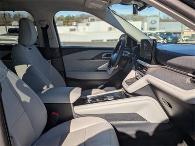 2025 Ford Explorer Platinum ULTIMATE PACKAGE