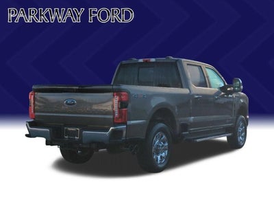 2023 Ford F-350SD Lariat