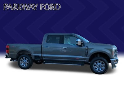 2023 Ford F-350SD Lariat