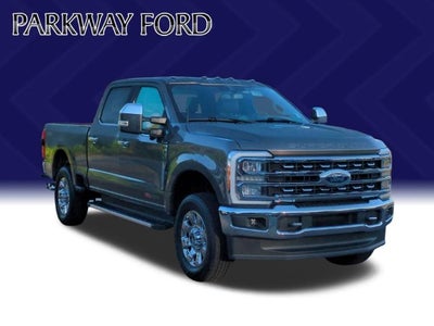 2023 Ford F-350SD Lariat