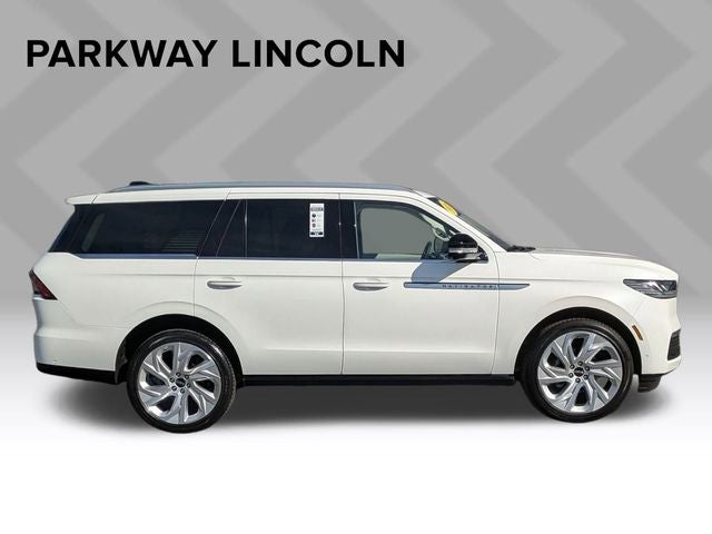 2025 Lincoln Navigator Reserve