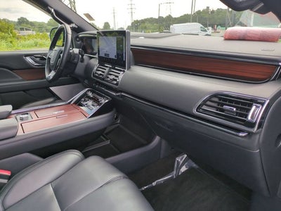 2023 Lincoln Navigator Reserve