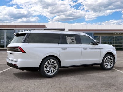 2027 Lincoln Navigator L Reserve