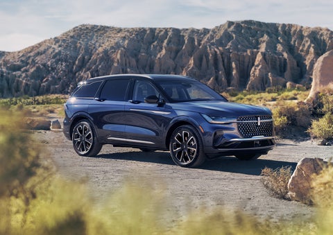 A 2024 Lincoln Nautilus® SUV is parked in a desert national park. | Parkway Lincoln in Winston Salem NC